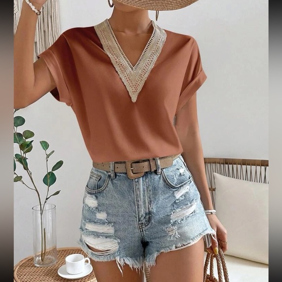 Boho lace detail batwing sleeve blouse - Picture 14 of 16